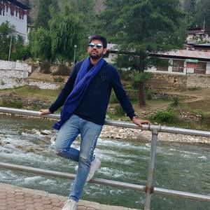 Meet your Posher, Varshil